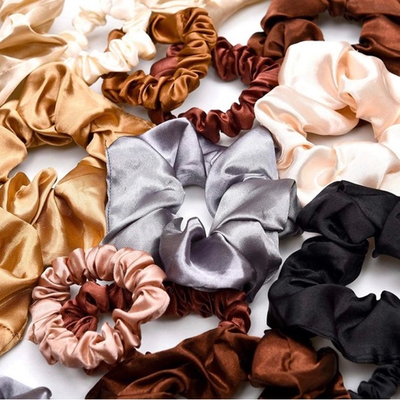 Satin hair scrunchies - thin - pack of 4 - Picture 2 of 3